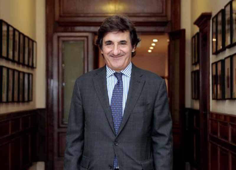 Galleria foto 'Il Governo brinda. Silvio torna. Ma a destra solo Urbano Cairo ha ‘i numeri’' - foto 1