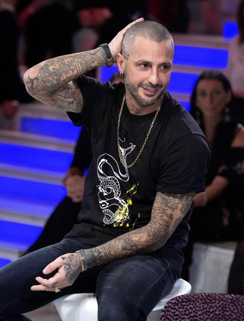 Fabrizio Corona: “In carcere mi sottoponevo a cure estetiche” Fabrizio Corona: “In carcere mi sottoponevo a cure estetiche”