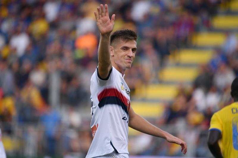 Milan-Piatek, verso l’accordo con il Genoa. La formula e i dubbi di Gazidis Milan-Piatek, verso l’accordo con il Genoa. La formula e i dubbi di Gazidis