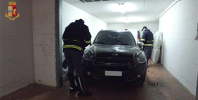 Auto ibride: rubate, smontate, riassemblate e poi rivendute: 30 arresti