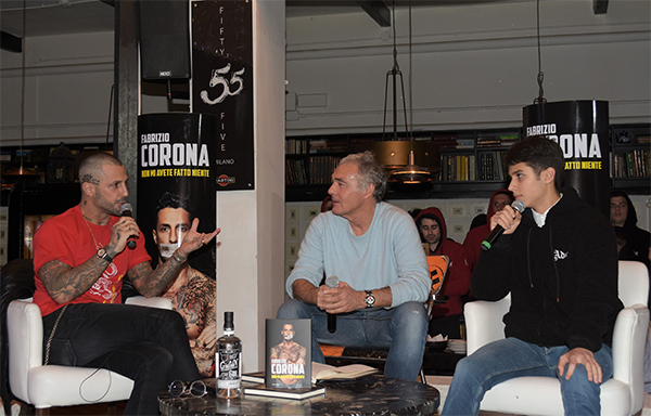 Fabrizio Corona racconta l’inedita biografia con Massimo Giletti a Milano