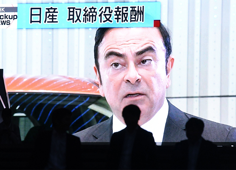 Renault, Ghosn si è dimesso da tutti gli incarichi Renault, Ghosn si è dimesso da tutti gli incarichi