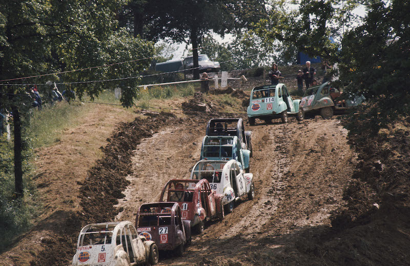 1972: Citroen Italia  presentava  il campionato  “2CV-Dyane Cross”