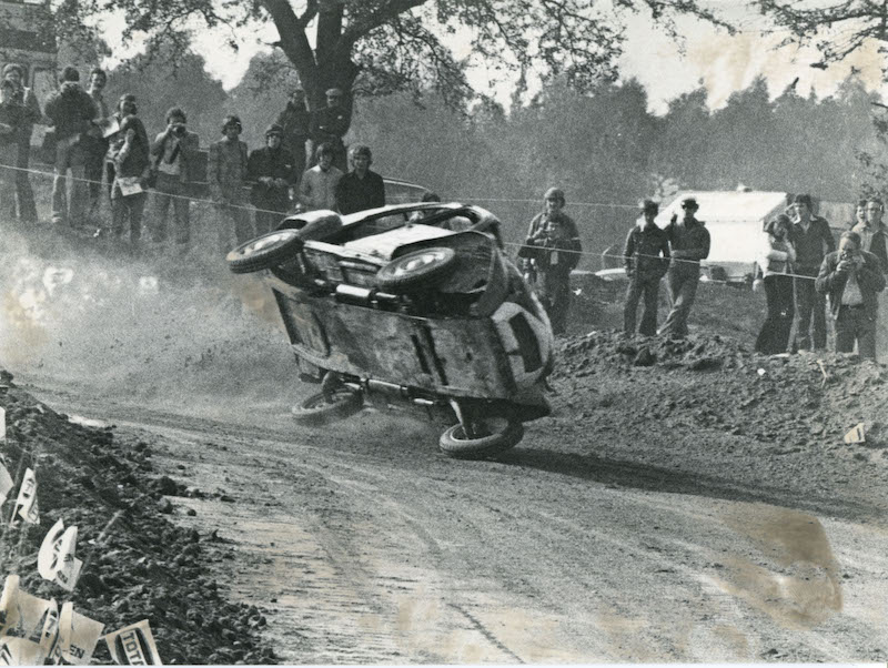 1972: Citroen Italia  presentava  il campionato  “2CV-Dyane Cross”