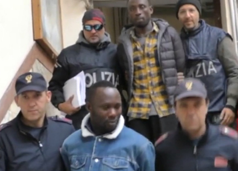Mafia nigeriana: 20 fermi a Catania. Sgominato il clan dei Vikings Mafia nigeriana: 20 fermi a Catania. Sgominato il clan dei Vikings