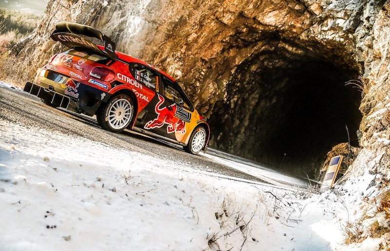 Rally Montecarlo, Dopo 8 PS la Citroen di Ogier al comando