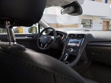 Ford: la Mondeo diventa ibrida