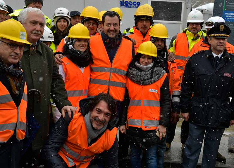 Tav, Salvini: “La Tav va finita, serve”. Il M5S: “Mente, solo buco di 5 metri” Tav, Salvini: “La Tav va finita, serve”. Il M5S: “Mente, solo buco di 5 metri”