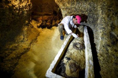 Egitto scoperto un sito con 40 mummie nella necropoli di Tuna el-Gebel