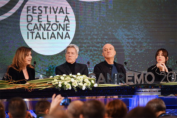 Sanremo 2019, Baglioni: “Non è un Festival politico”. E annuncia che..