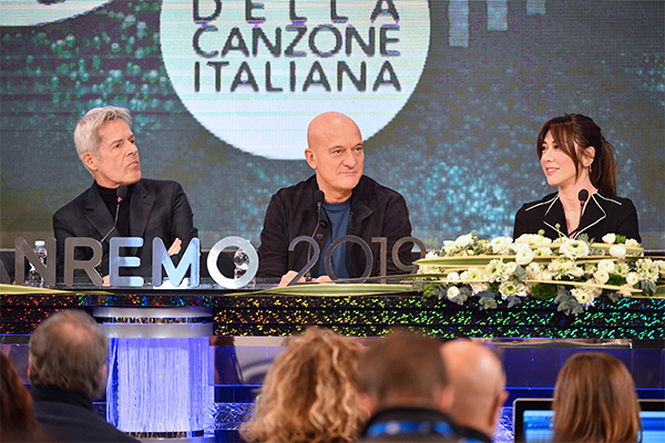 Sanremo 2019, Baglioni: “Non è un Festival politico”. E annuncia che..
