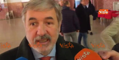 Ponte Morandi, Bucci parla di demolizione e viene interrotto dal premier Conte