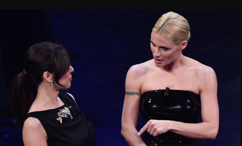Ascolti Tv Auditel: Sanremo, Hunziker e Raffaele salvano la seconda serata Ascolti Tv Auditel: Sanremo, Hunziker e Raffaele salvano la seconda serata