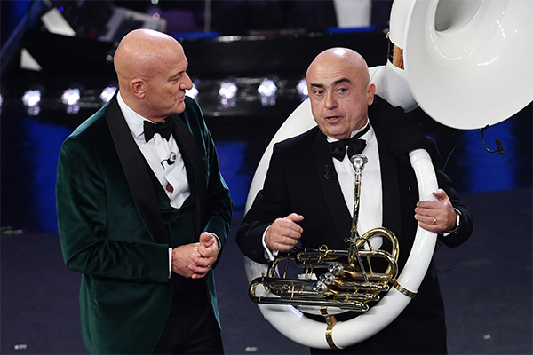 Sanremo 2019: Vanoni e Virginia Raffaele show. Serena Rossi: “Chiedano scusa a Mia Martini”