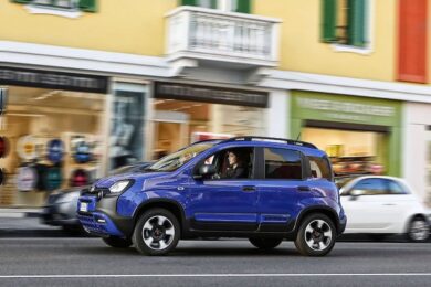 Fabio Rovazzi prova a spiegare la questione del “TUTTO CHIARO”