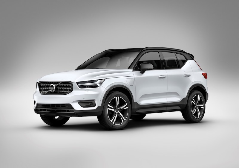 Volvo XC40 vince il premio novità dell’anno per i lettori di Quattroruote Volvo XC40 vince il premio novità dell’anno per i lettori di Quattroruote
