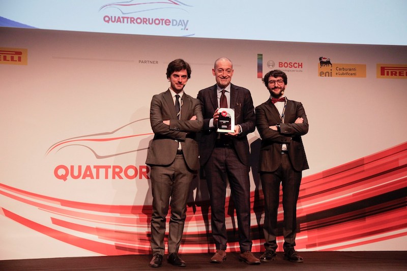 Volvo XC40 vince il premio novità dell’anno per i lettori di Quattroruote Volvo XC40 vince il premio novità dell’anno per i lettori di Quattroruote