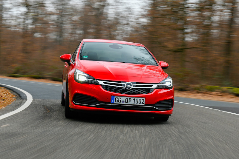 La nuova Opel Corsa avrà i fari IntelliLux LED matrix La nuova Opel Corsa avrà i fari IntelliLux LED matrix