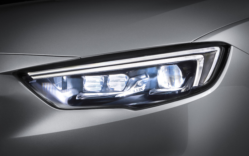 La nuova Opel Corsa avrà i fari IntelliLux LED matrix La nuova Opel Corsa avrà i fari IntelliLux LED matrix