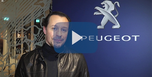 Peugeot e Stefano Accorsi rinnovano la collaborazione Peugeot e Stefano Accorsi rinnovano la collaborazione