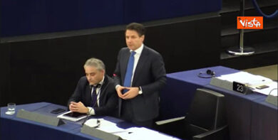 Conte a Verhofstad: “Non sono burattino, orgoglioso di rappresentare italiani”