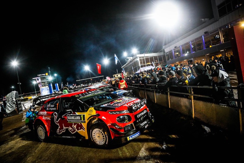 Rally Svezia, Giorno 1, La Citroen di Ogier-Ingrassia seconda nella PS 1