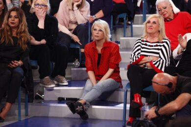Ascolti TV Auditel: De Filippi contro Clerici, Uomini e Donne vs Sanremo Young