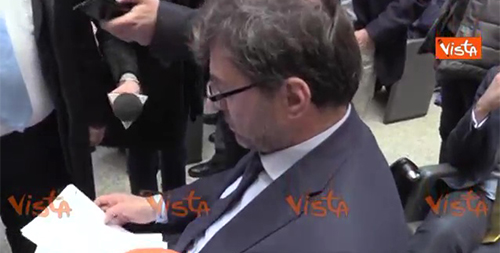 Bankitalia, Giorgetti: “Direttorio non lo rinnoviamo noi ma la Banca d’Italia” Bankitalia, Giorgetti: “Direttorio non lo rinnoviamo noi ma la Banca d’Italia”
