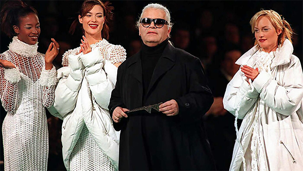 Karl Lagerfeld morto a 85 anni. Era direttore creativo di Fendi e Chanel Karl Lagerfeld morto a 85 anni. Era direttore creativo di Fendi e Chanel