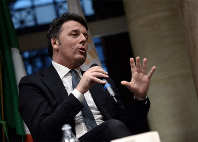 Renzi sui genitori arrestati: “Domiciliari abnormi, ma non grido ai complotti”