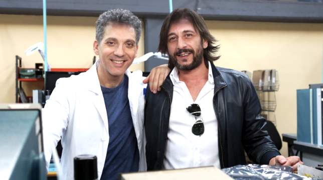 Ascolti Tv Auditel: Rai1 vola con Beppe Fiorello e doppia Zalone. Ok Le Iene Ascolti Tv Auditel: Rai1 vola con Beppe Fiorello e doppia Zalone. Ok Le Iene