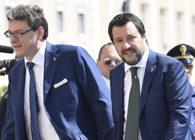 Matteo Salvini non vuole Berlusconi “mediatore” in Europa: ecco svelato perchè