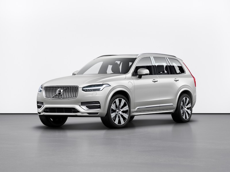 Volvo XC90, con il restyling arrivano le motorizzazioni ibride Volvo XC90, con il restyling arrivano le motorizzazioni ibride