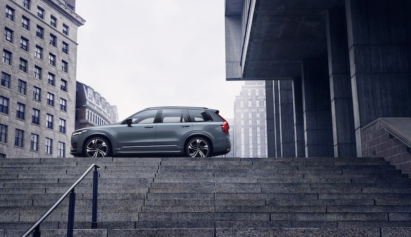 Volvo XC90, con il restyling arrivano le motorizzazioni ibride Volvo XC90, con il restyling arrivano le motorizzazioni ibride