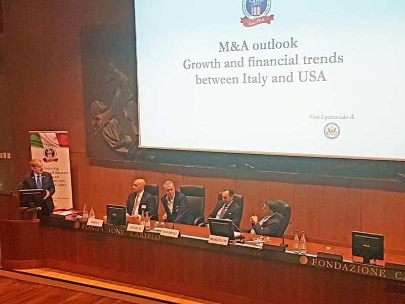 AmCham, presentato uno studio sui trend di investimento tra Italia e USA AmCham, presentato uno studio sui trend di investimento tra Italia e USA