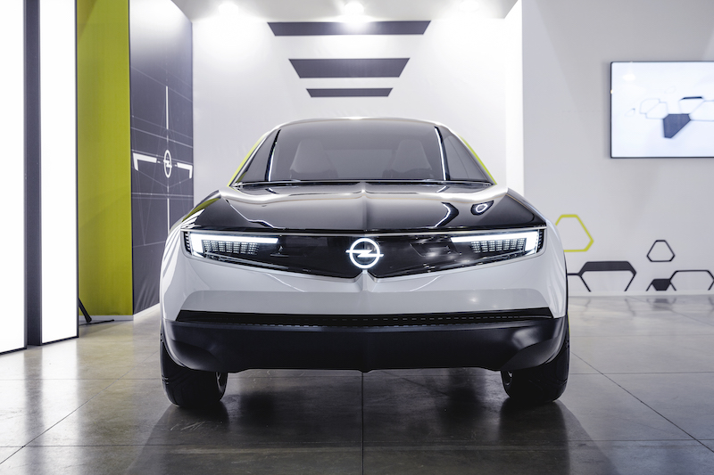 GT X Experimental, la visione del futuro secondo Opel GT X Experimental, la visione del futuro secondo Opel