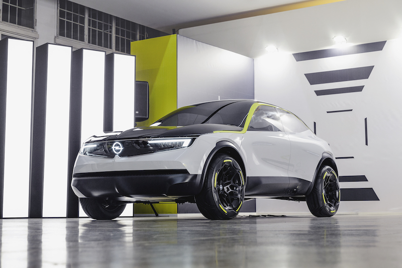 GT X Experimental, la visione del futuro secondo Opel GT X Experimental, la visione del futuro secondo Opel