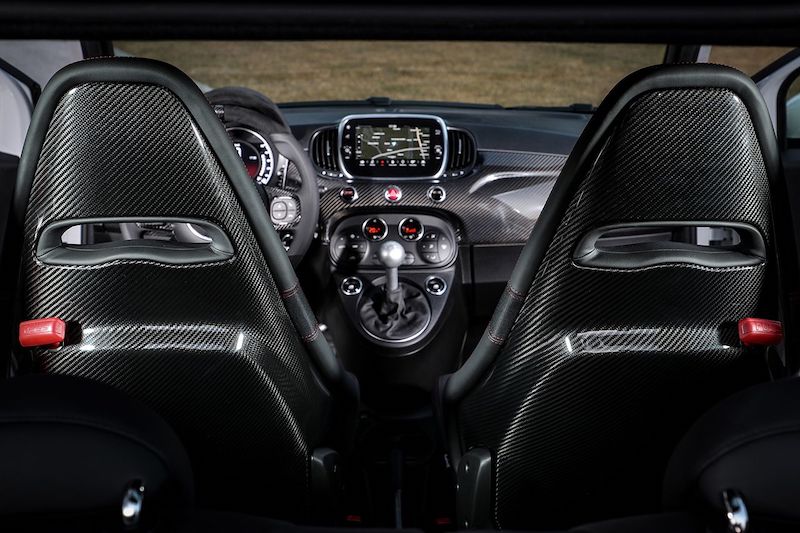 Abarth sceglie il Salone dell’Auto di Ginevra per festeggiare i suoi 70 anni Abarth sceglie il Salone dell’Auto di Ginevra per festeggiare i suoi 70 anni