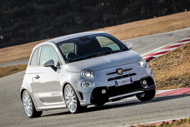 Abarth sceglie il Salone dell’Auto di Ginevra per festeggiare i suoi 70 anni Abarth sceglie il Salone dell’Auto di Ginevra per festeggiare i suoi 70 anni
