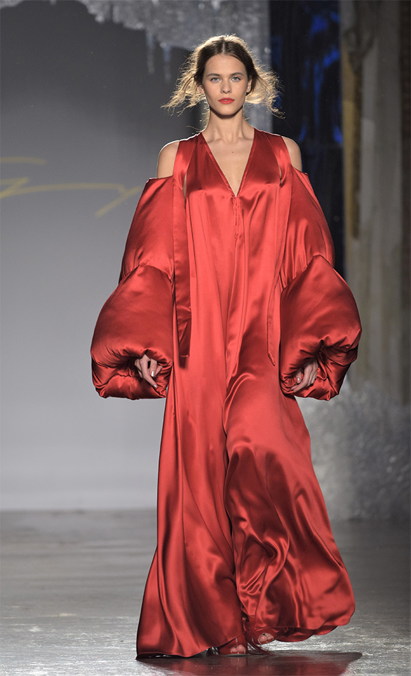 GENNY una sfilata di meravigliosa sensualità per Milano Moda Donna #MFW