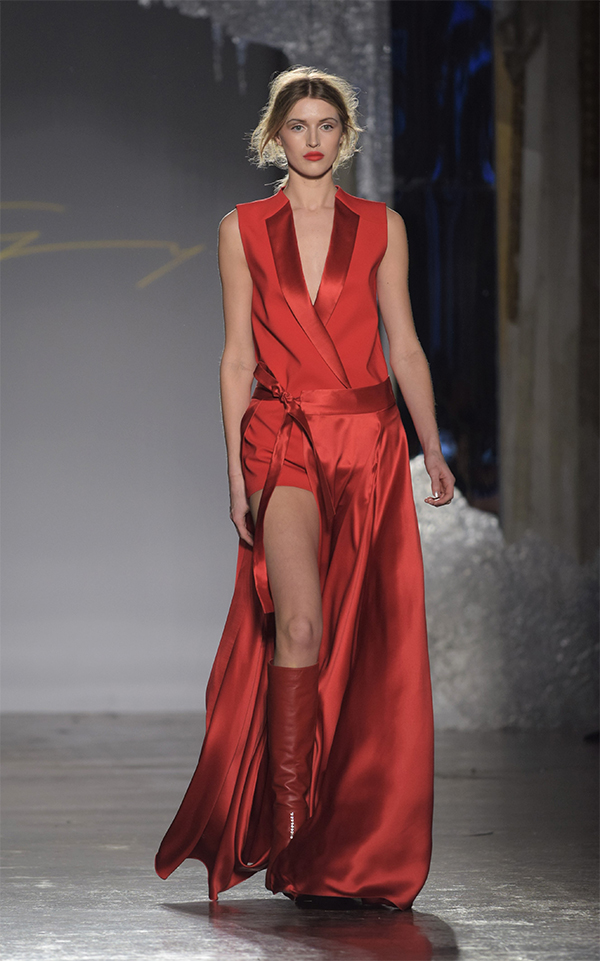 GENNY una sfilata di meravigliosa sensualità per Milano Moda Donna #MFW