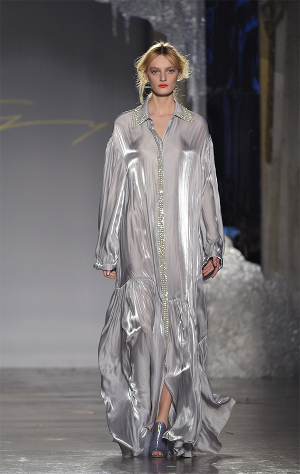 GENNY una sfilata di meravigliosa sensualità per Milano Moda Donna #MFW