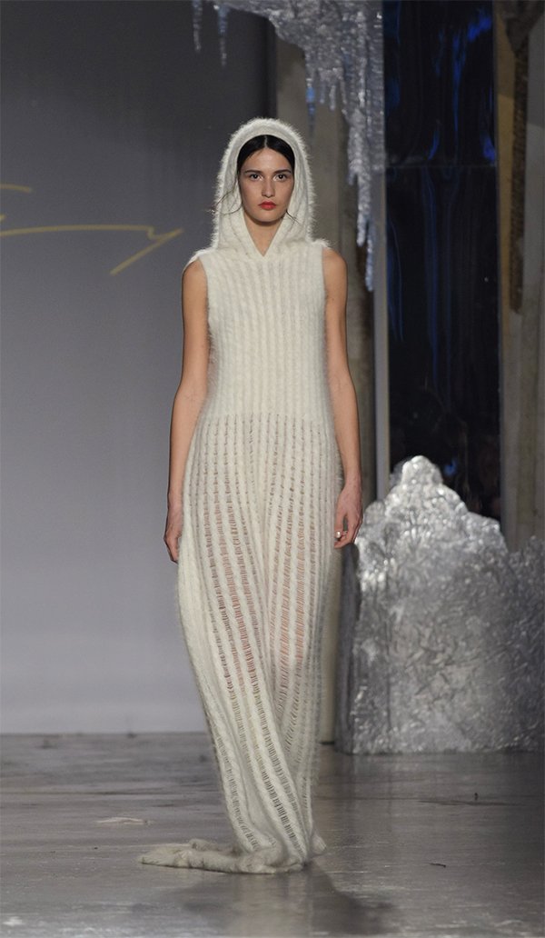 GENNY una sfilata di meravigliosa sensualità per Milano Moda Donna #MFW