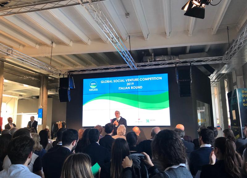 Galleria foto 'Intesa Sanpaolo al fianco dei giovani imprenditori alla GSVC 2019' - foto 1