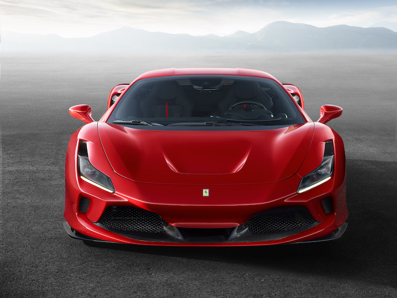 Ferrari F8 Tributo, 720 CV sotto i riflettori di Ginevra 2019 Ferrari F8 Tributo, 720 CV sotto i riflettori di Ginevra 2019