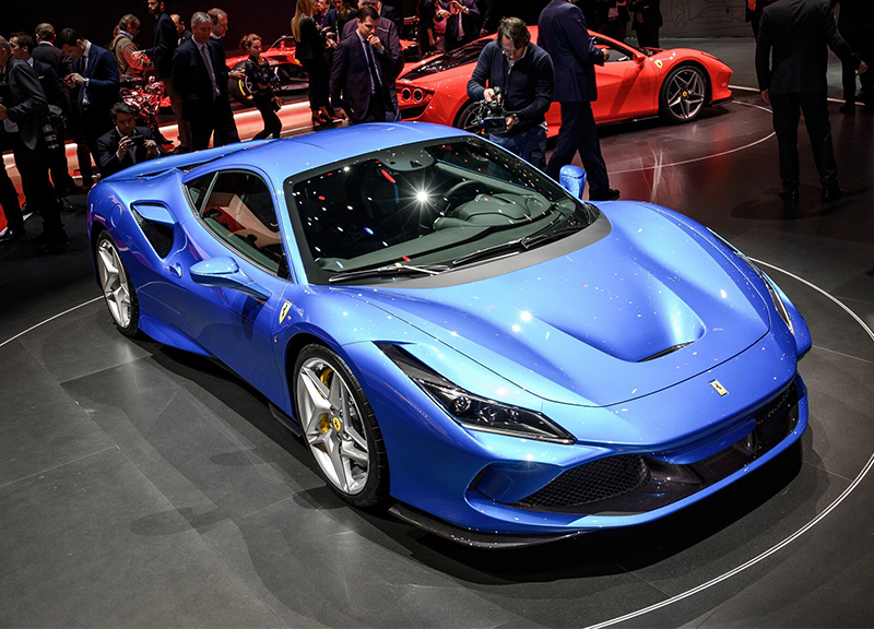 Galleria foto 'Ferrari: svelata a Ginevra la F8 Tributo. “Il 2019 anno importante”' - foto 1