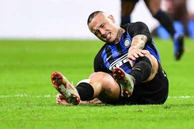 Inter: infortunio Nainggolan, derby a rischio