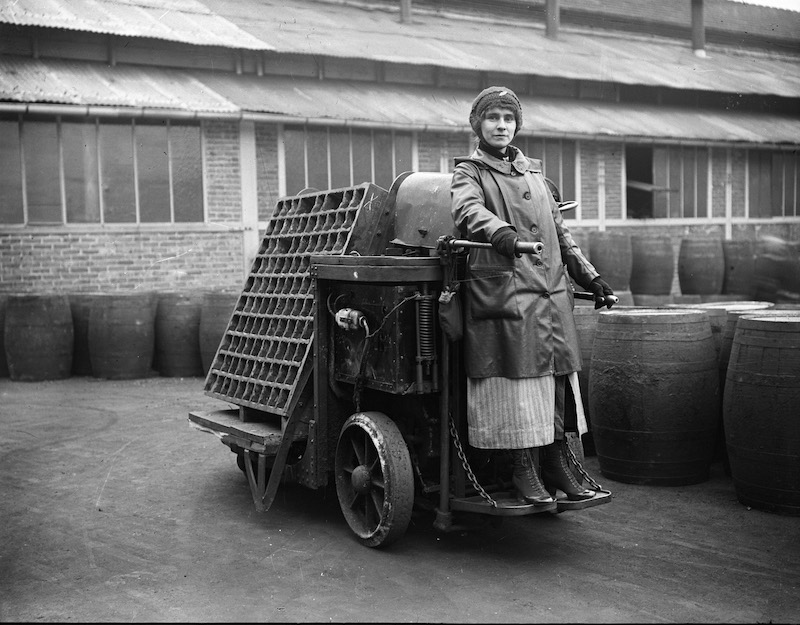 Citroen: 100 anni di storia al… femminile! Citroen: 100 anni di storia al… femminile!