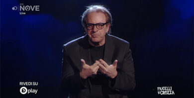 Psico Banalisi Di Crozza/Recalcati: “Amore E’ Yogurtico Lattico. Può puzzare”