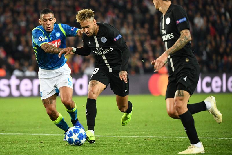 Real Madrid: Zidane o Mourinho per la panchina. Neymar nuovo CR7 a 350 milioni Real Madrid: Zidane o Mourinho per la panchina. Neymar nuovo CR7 a 350 milioni